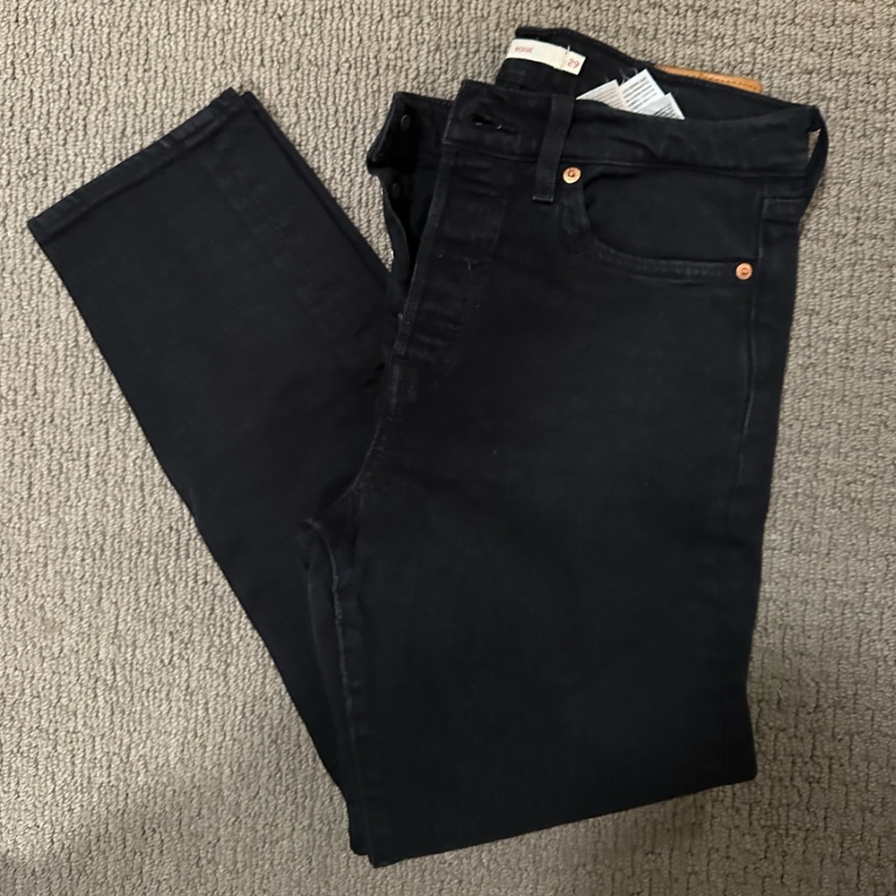 Levi’s black size 29 wedgie jeans